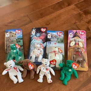 Lot of 90’s mini McDonald’s beanie bears; 4 are in original packaging.
